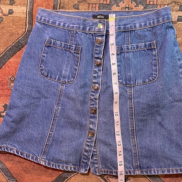 Urban Outfitters Button Down Denim Skirt Women’s Medium - Picture 4 of 7
